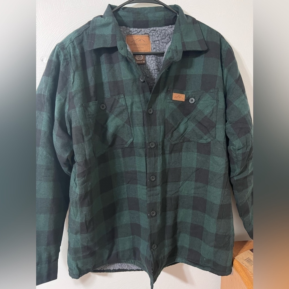 New Mountain Ridge Explore Life Size Small Jacket Flannel Shacket